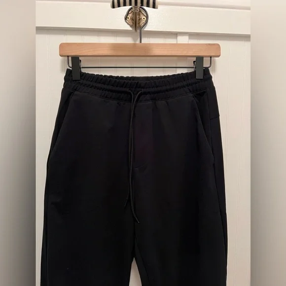 Uniqlo Jogger - Picture 6 of 6